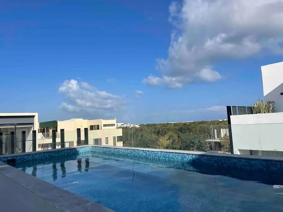 Luxury Rooftop With Private Pool 툴룸 아파트