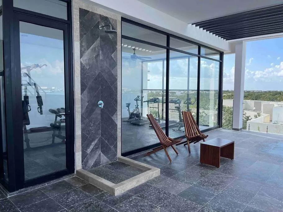 Luxury Rooftop With Private Pool 툴룸 0*,
